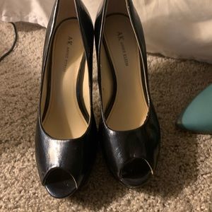 Anne Klein heels size 8